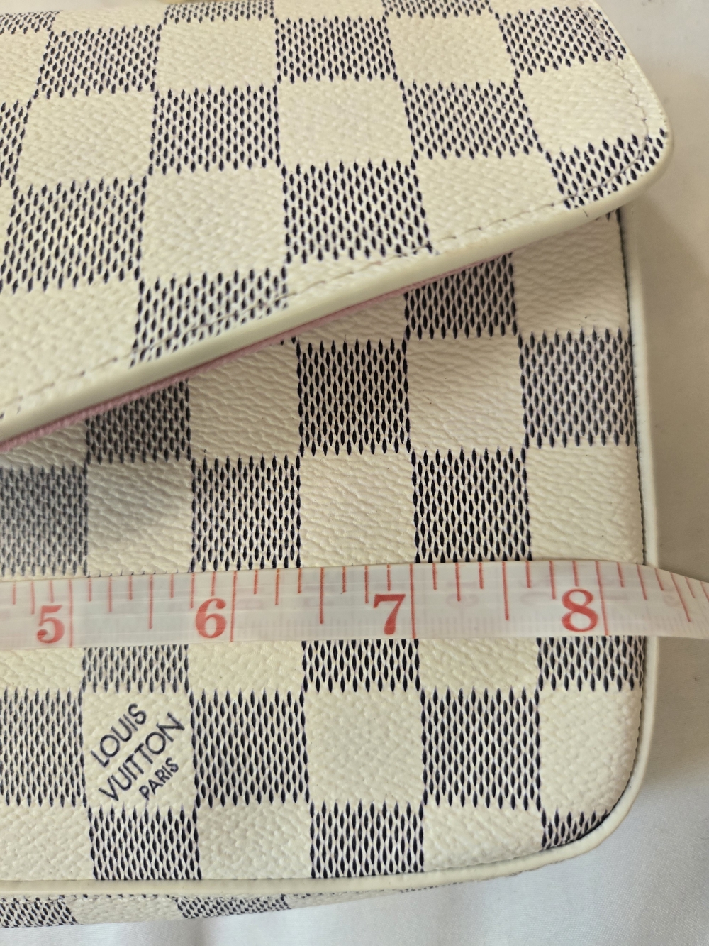 Adorable Damier Azur Pink-Trim Chain Pochette with Gold Chain - Picture 3 of 11